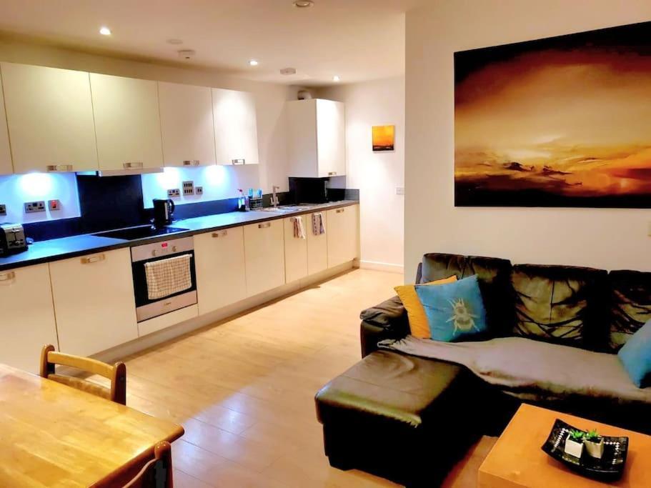 Battersea Power Station Suite Londres Extérieur photo
